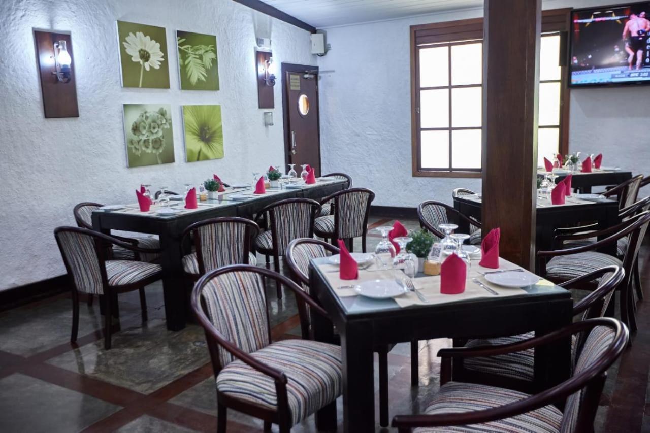 유로빌딩 익스프레스 마케티아 호텔 마이케티아 외부 사진 The restaurant at the hotel