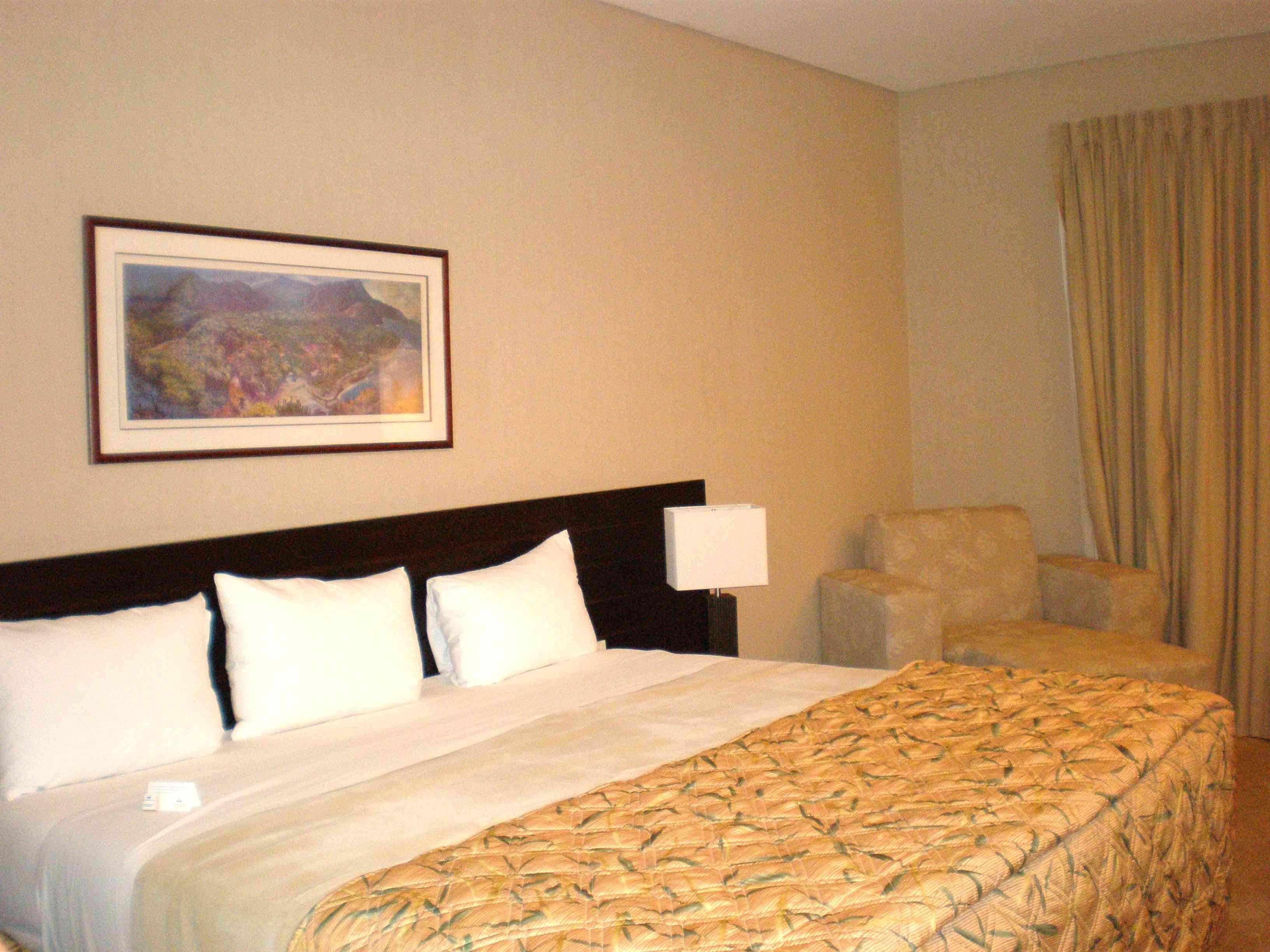 유로빌딩 익스프레스 마케티아 호텔 마이케티아 외부 사진 A bedroom at the hotel